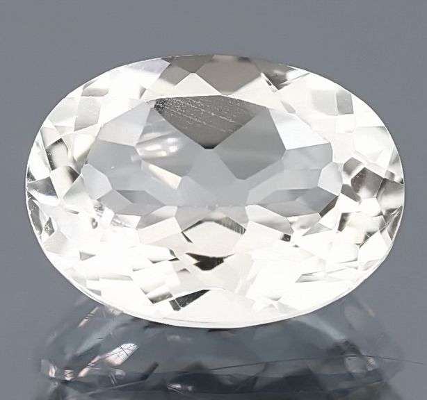 Dazzling 11.31ct diamond white Topaz