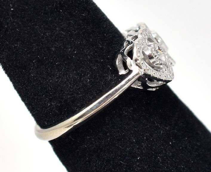 Darling Heart Ring in 10K White Gold