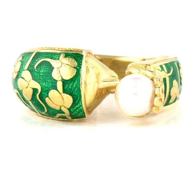 Green Enamel and Pearl Lady Face Design Open Ring in 18K