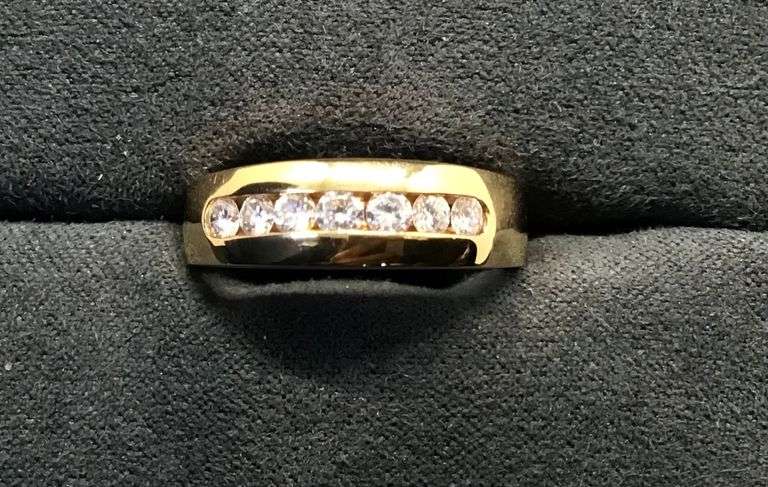 MEN’S 14K YELLOW GOLD NATURAL DIAMOND WEDDING BAND