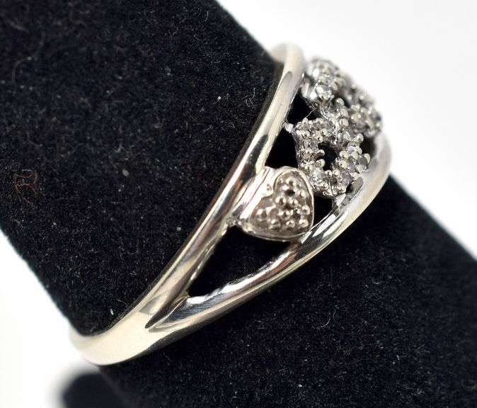 Darling Diamond Heart Ring in 10K White Gold