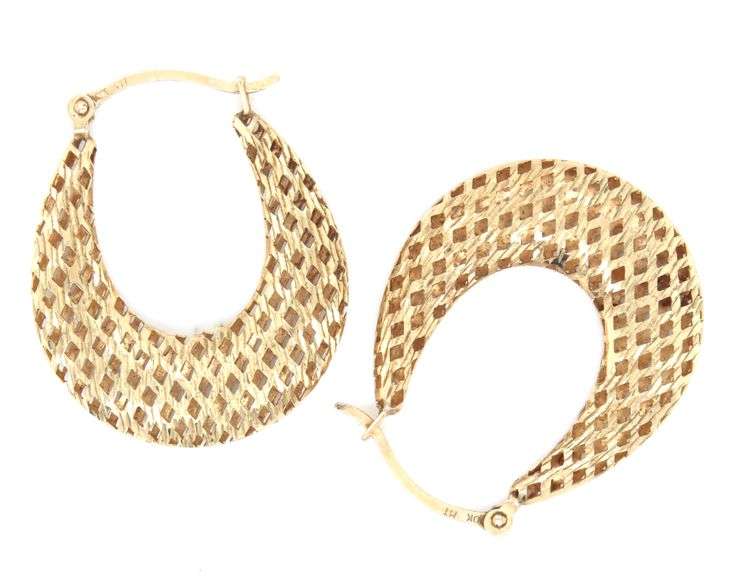 10kt Yellow gold woven oval earrings