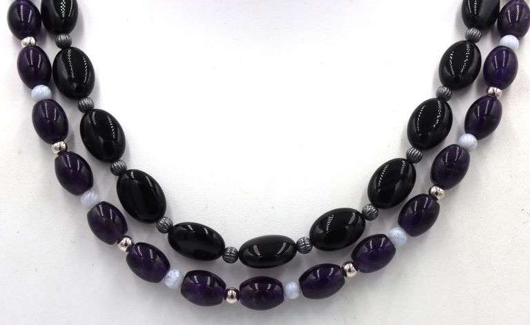 Lot of 2 Amethyst and black onyx necklaces