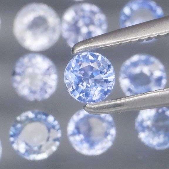 Collectors 3.56ct washed denim blue Ceylon Sapphire set!