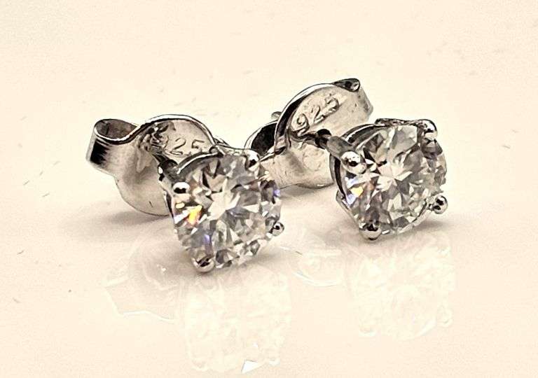 Sparkling 3.85 Ctw Ice White Lab Simulated Diamond Earrings