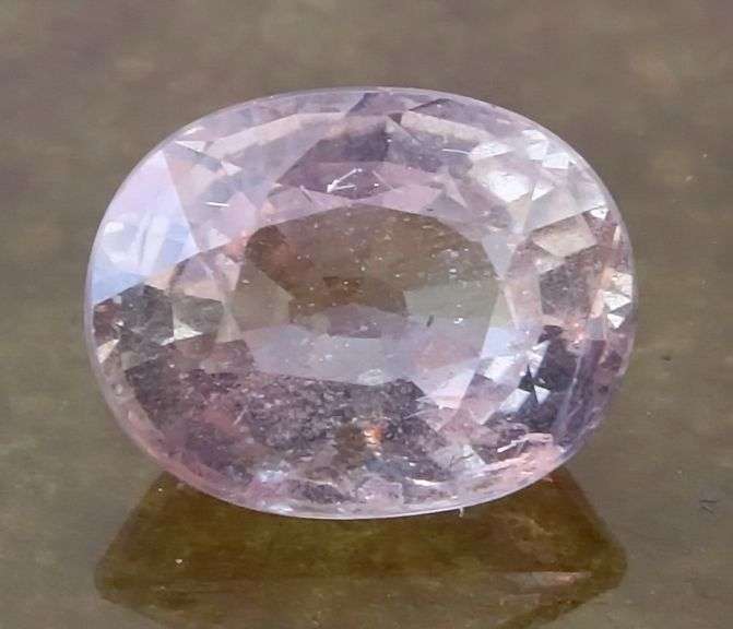 Extremely rare 2.54ct color shifting Tanzanian Sapphire