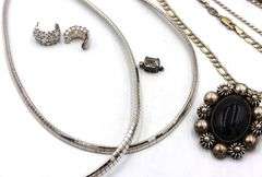 Group lot of Vintage 925 sterling silver mixed jewelry