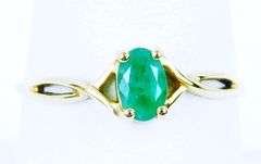 Pretty 14K Emerald Ring, Size 8.5