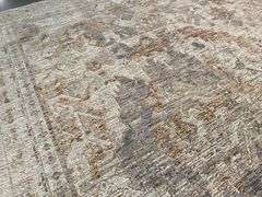 Decorative Muted Design Rug 8x10