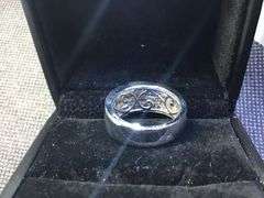 BEAUTIFUL 14K WHITE GOLD PRINCESS CUT DIAMONDS WEDDING BAND