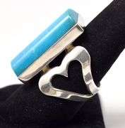 Turquoise Gemstone Ring in Sterling Silver  14.8 grams