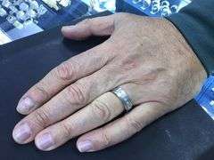 14K WHITE GOLD MEN’S WEDDING BAND