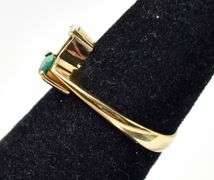 Lovely Diamond and Emerald Ring in 18K Yellow Gold