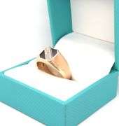 10kt Yellow gold black onyx and diamond accent ring