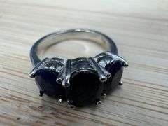Sterling Silver Blue Sapphire Gemstone Ring Size 6