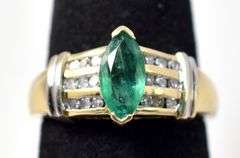 Enchanting Emerald Ring in 14K Yellow Gold