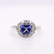 Lovely 1.39cts. Tanzanite and Diamond Platinum Ring