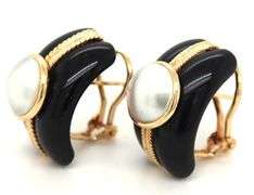 14kt Yellow gold black onyx, Mabe pearl and gold earrings