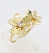 Adorable Double Flower Diamond Ring in 18k Gold