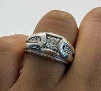 14K White Gold Round Brilliant Cut Diamond Ring