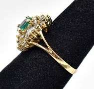 Excellent Emerald and Diamond Ring in 14K Yellow Gold