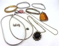 Group lot of Vintage 925 sterling silver mixed jewelry