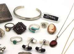 Group lot of Vintage 925 sterling silver miscellaneous jewelry