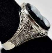 Brilliant Cameo Ring in 10K White Gold