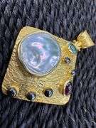 925 Sterling Silver Pendant with 18k Gold Plating Freshwater Pearl and Garnet Stones