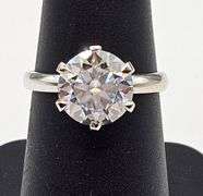 Ladies Sparkling 3.5 Ct VVs1 White E-F Simulated Lab Diamond Ring