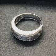 MEN’S 14K WHITE GOLD NATURAL DIAMOND WEDDING BAND