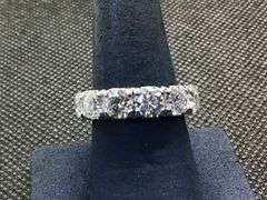 BEAUTIFUL 14K WHITE GOLD DIAMOND WEDDING BAND