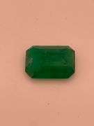 CERTIFIED 7.67 CARAT NATURAL GREEN EMERALD