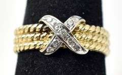 Ravishing Diamond 'X' Ring in 14K Yellow Gold