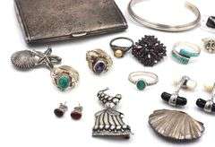Group lot of Vintage 925 sterling silver miscellaneous jewelry