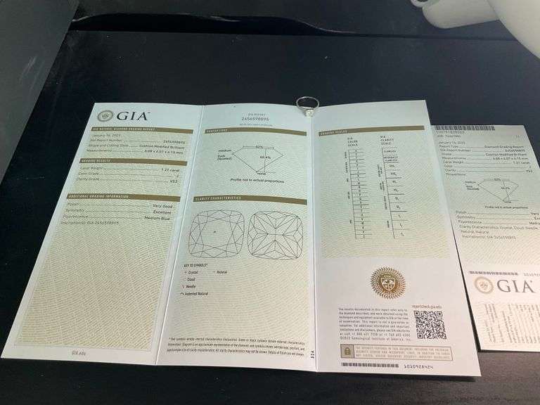 GIA CERTIFIED DIAMOND SET IN AN ENGAGEMENT RING