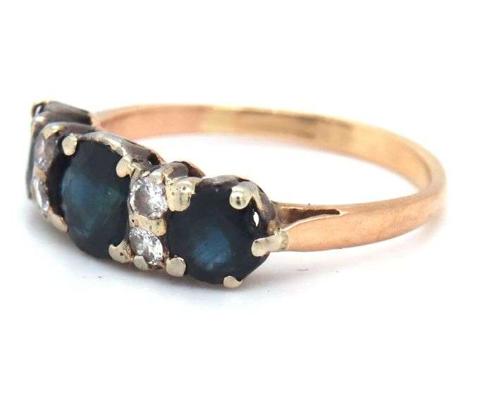 Estate 14k YG 3 Sapphire Ring