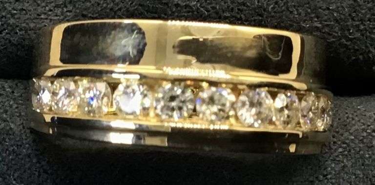 MEN’S 14K YELLOW GOLD NATURAL DIAMOND WEDDING BAND