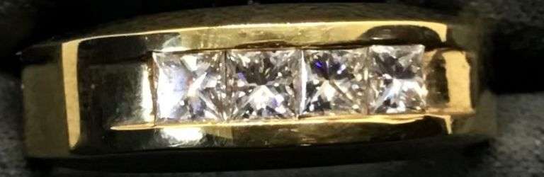 MEN’S 14K YELLOW GOLD NATURAL DIAMOND WEDDING BAND