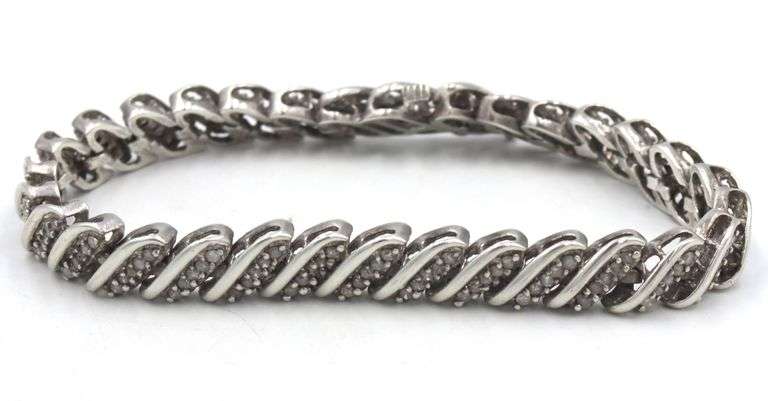 Group lot of Vintage 925 sterling silver mixed jewelry