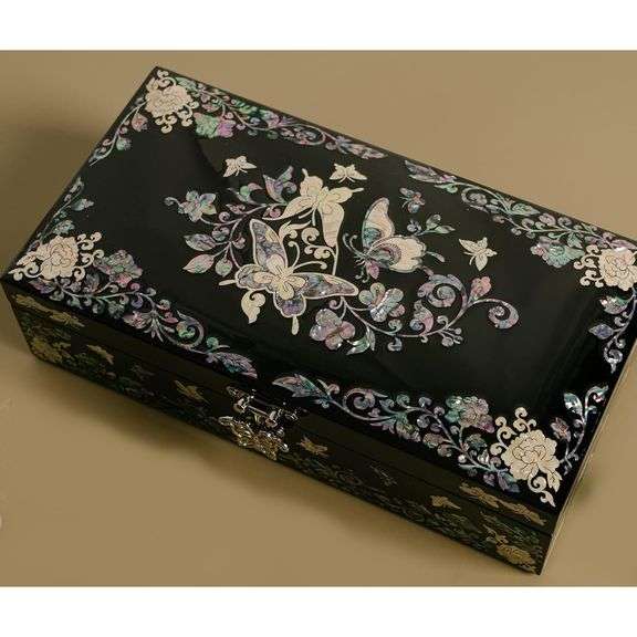 Mother of Pearl Butterfly Floral Jewelry Organizer Box