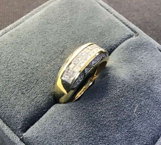 MEN’S 14K YELLOW GOLD NATURAL DIAMOND WEDDING BAND