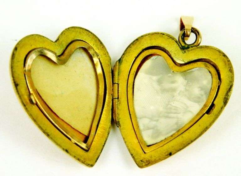 Vintage Large Gold Filled Engraved Heart Locket Pendant