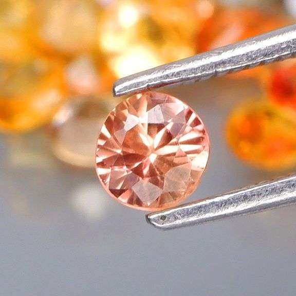 Vibrant 3.87ct set of diamond cut Sapphires!