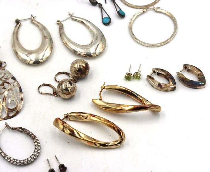 Group lot of Vintage 925 sterling silver earrings