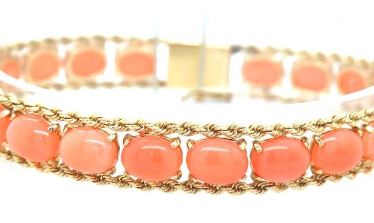 14kt Yellow gold oval coral link bracelet with rope trim