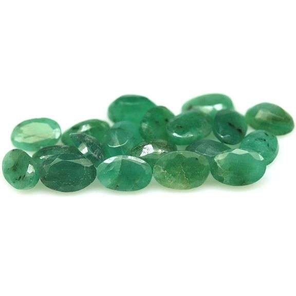 Real 6.89ct 19 piece Zambian Emerald set