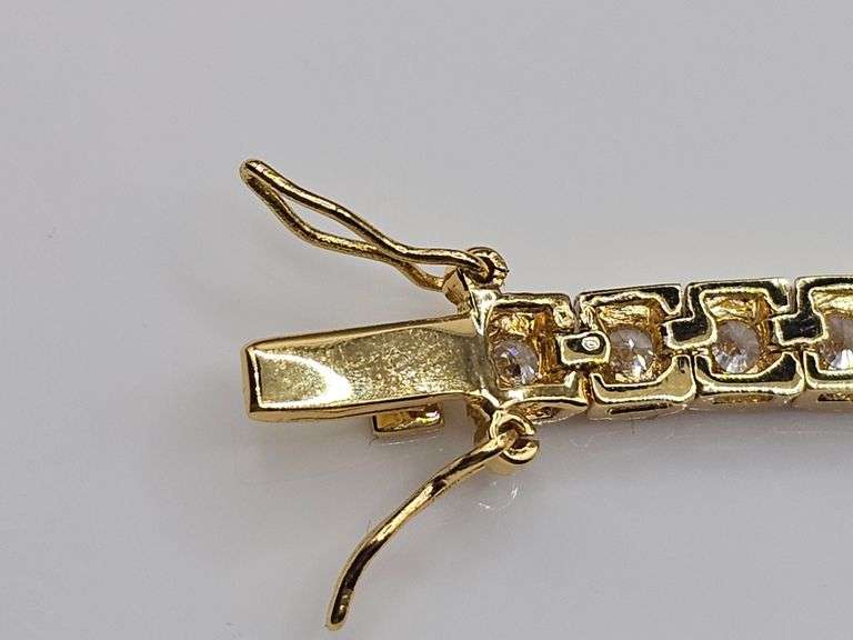 Sparkling 15.1 Gram 14 Kt Gold Plated Tennis Bracelet