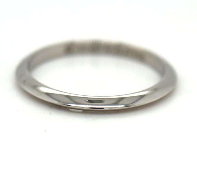 Tiffany & Co 2mm knife edge band