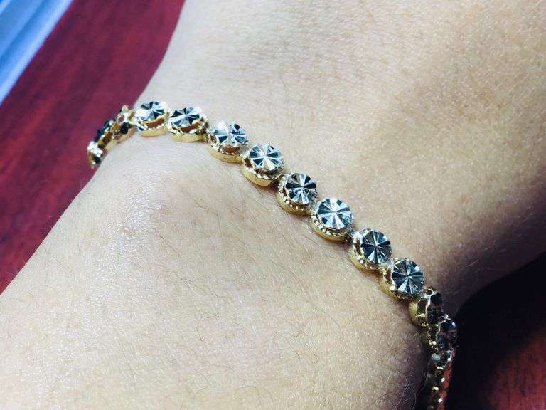 UNIQUE 14 K YELLOW GOLD BRACELET